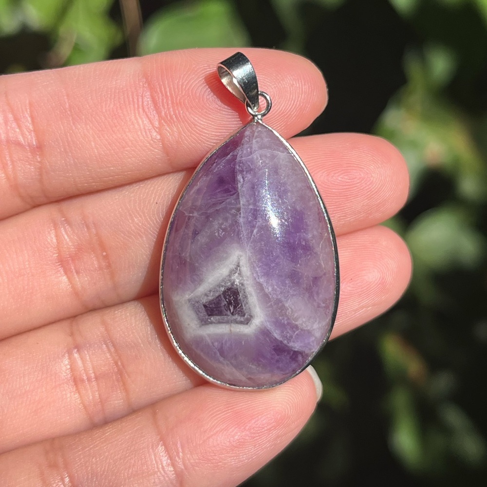 Silver plated dream amethyst pendant
